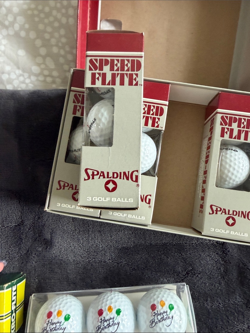 Vintage Spalding and Federals White and yellow Golf Ball Lot w/ birthday set - Picture 10 of 16